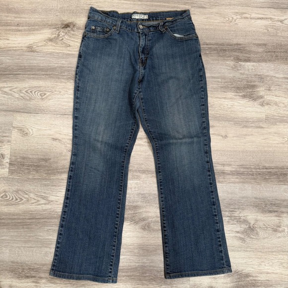 Levi's 550 Relaxed Boot Cut Jeans Women's‎ Size 10 Medium Blue Denim - Picture 2 of 13